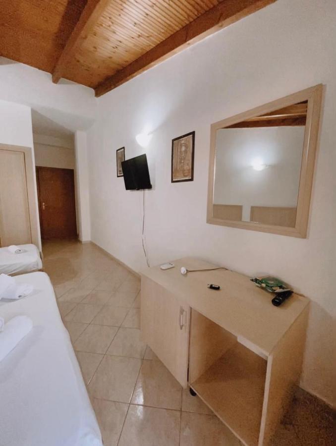 Hotel Belle Vue Dhërmi Zewnętrze zdjęcie